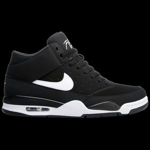 Air Flight Classic 'Black/White' Men/boys Size 7.5